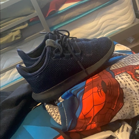 Shoes - Picture 2 of 3